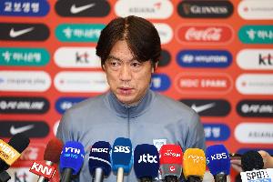 kaiyun sports-洪明甫：队员们的表现比预想的更出色，下场会继续使用年轻球员